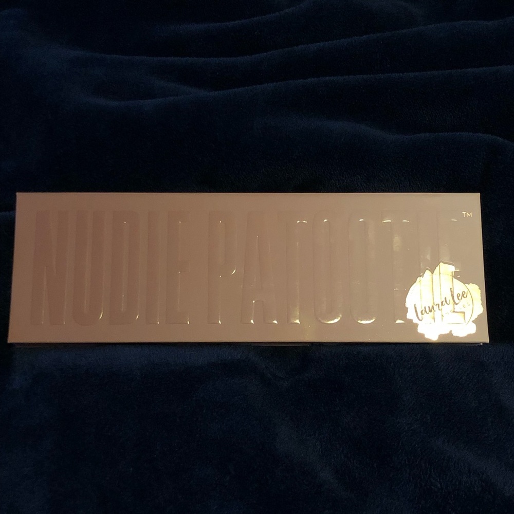 Laura Lee Los Angeles Nudie Patootie Palette